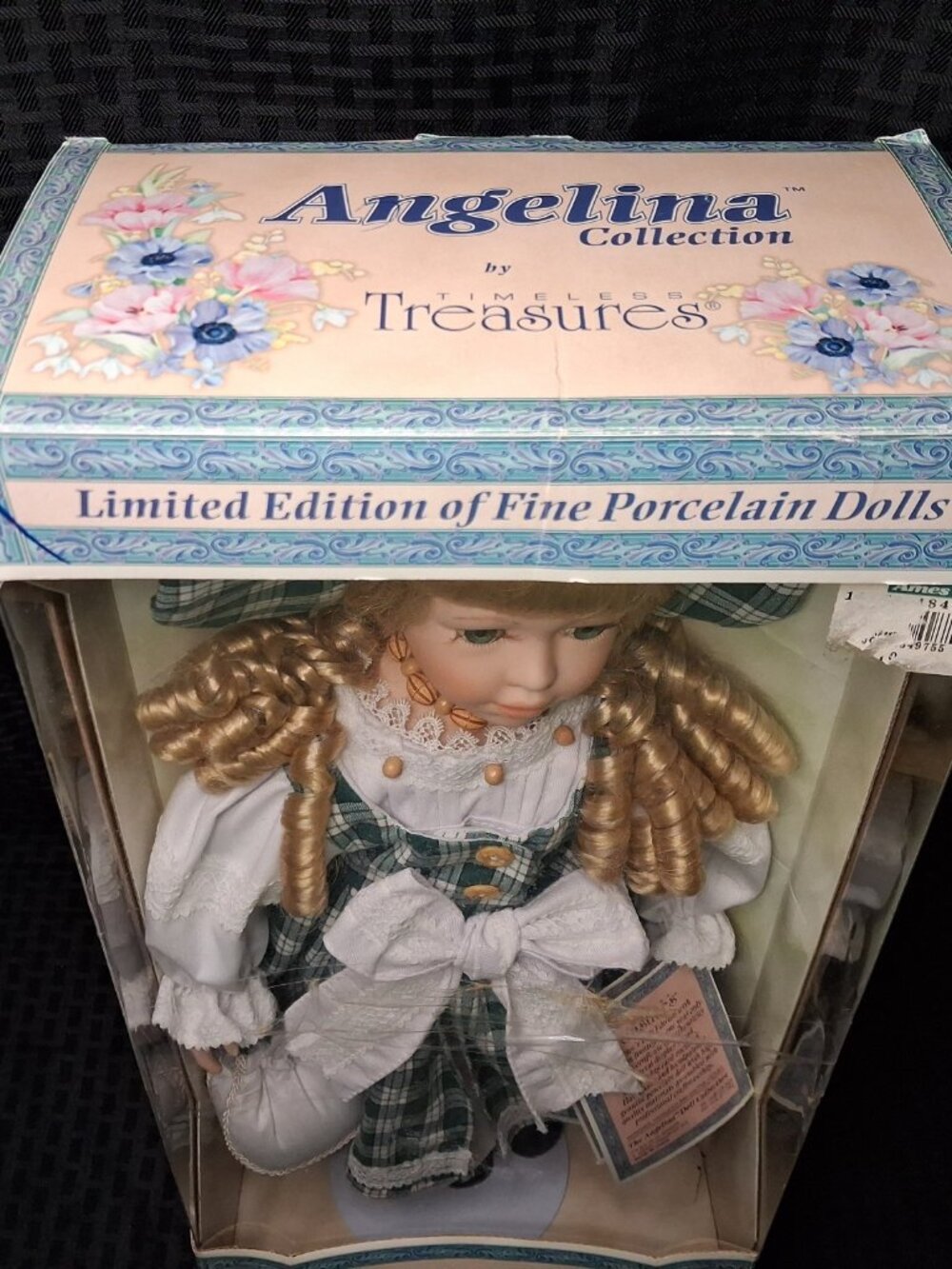 Vintage 2001 Angelina Collection Fine Porcelain Doll Green Plaid NIB w/ COA - Picture 5 of 16